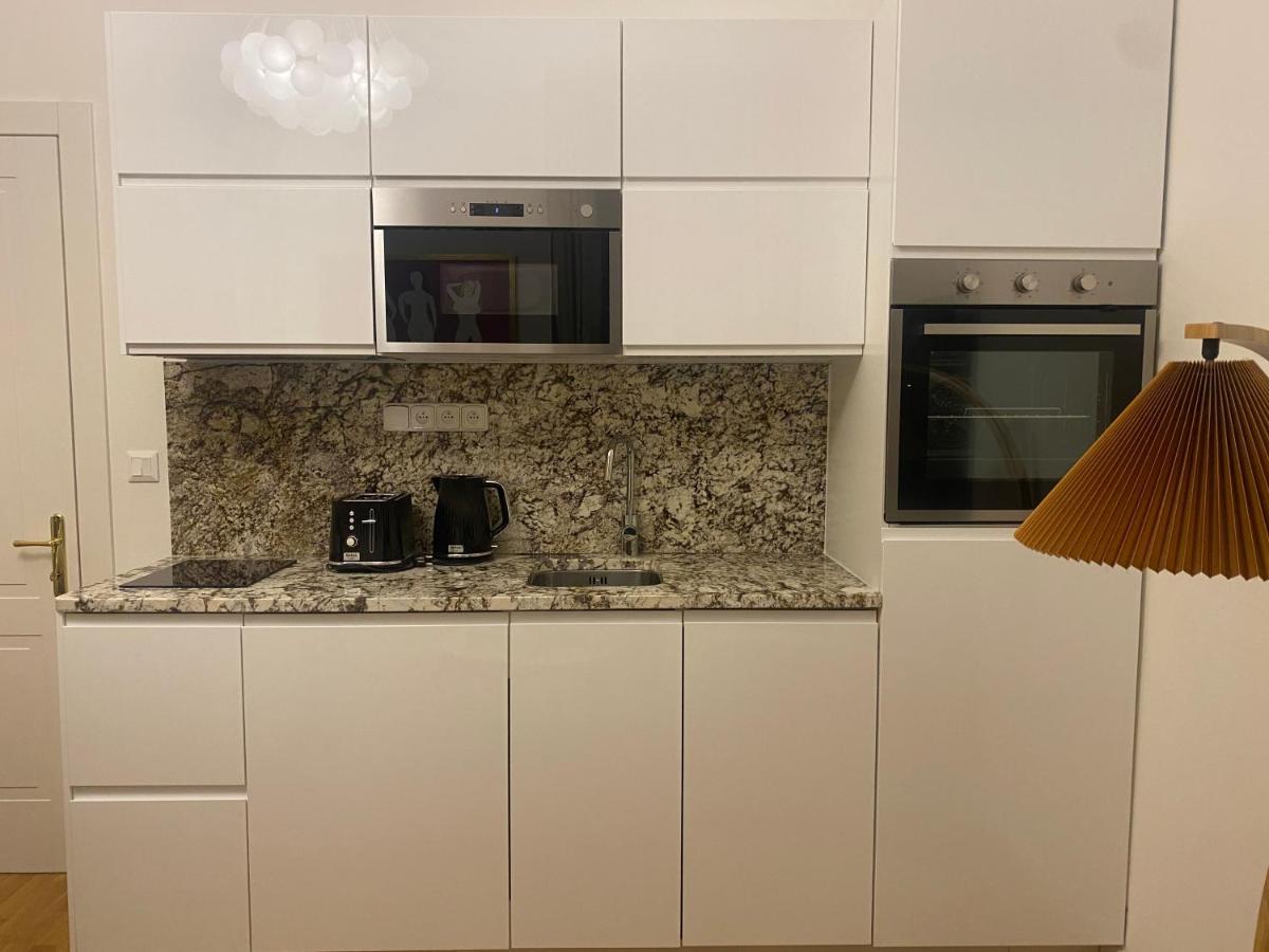 Nana Flat Apartment ปราก ภายนอก รูปภาพ